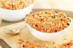 Dr. Harvey's Veg-to-Bowl Fine Ground is a pre-mix meal with nine dehydrated vegetables and herbs for dogs.
