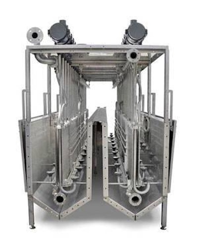 Meyn scalder uses water rather than air for agitation.