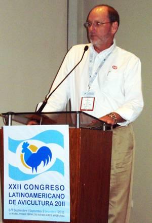 Sr. Jerry Moye, Presidente de Cobb-Vantress