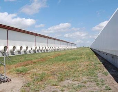 North Carolina regulators want a Rose Acre Farms’complex to implement best management practices for eliminating ammonia from the exhaust of its layer houses as part of the requirements of the farm’s NPDES permit.