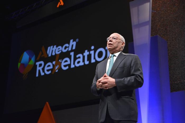 {'p'=>'Colin Powell comparte sus reflexiones sobre liderazgo durante la sesi&oacute;n inaugural de la conferencia REBELacion Alltech que se celebra esta semana en Lexington, Ky., Estados Unidos.'}