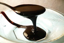 Molasses has the advantage of being a natural source that also provides a flavor and aroma profile that are well accepted by the pet and owner alike. | Wikimedia Commons