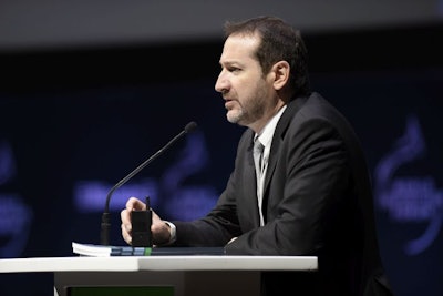 Deloitte’s Chris De Lavigne discusses how ag tech will shape and optimize animal protein production at the 2018 BIOMIN World Nutrition Forum.| Courtesy BIOMIN