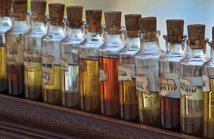 bottles-of-essential-oils