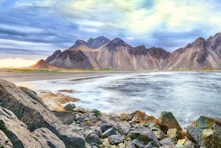 Iceland's coast (Pilat666 | BigStock.com)