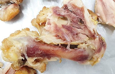 Bleeds along bones can lead to customer rejections. (Eduardo Cervantes López)