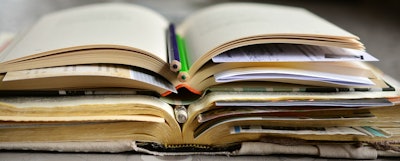 Books 2158737 1280