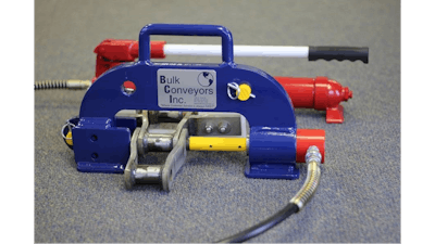 Portable chain breaker for drag conveyors