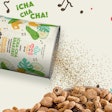 The ¡Cha-cha-Shakers! saltshaker-type package is an innovative feature that facilitates storage and use, avoiding waste and the messiness caused by wet toppers. Courtesy of Petmarkt