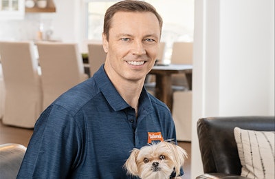 Tailored Pet CEO Steve Joyce, here with his Shorkey (Shih Tzu, Yorkie mix) Sugar, aims to provide every dog with personalized pet food focused on health and wellness. | (Courtesy Tailored Pet)