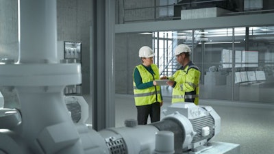 The industrial internet of things (IoT) enables a site’s operational team to gather data across their entire fleet of motor-driven equipment to monitor data such as vibration and operating temperature. (Courtesy ABB)