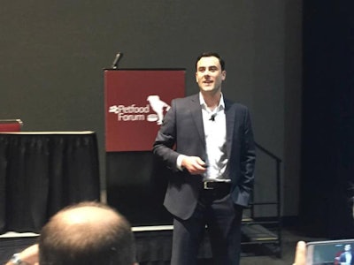 mark-mendal-speaking