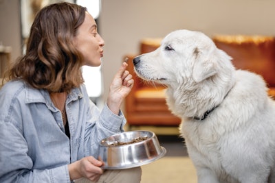 Toppers and mixers are used in a myriad of ways by pet owners, including as treats, as supplementation to main feeding and in some cases as meals themselves (if they’re marketed as such).