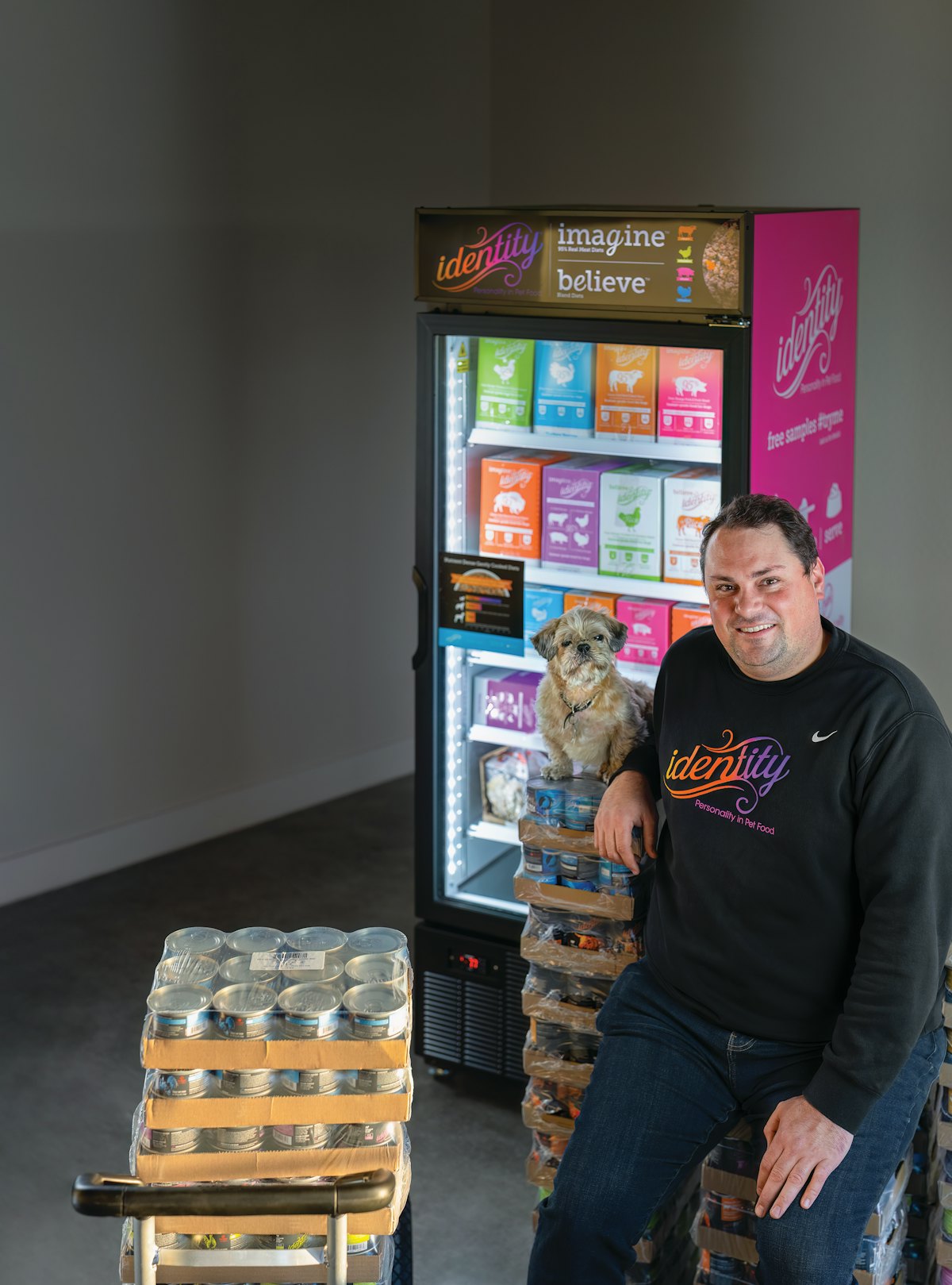 Identity pet nutrition store