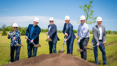 Represented GEA at the official groundbreaking ceremony for the GEA Technology Center for Alterative Proteins in Janesville, Wisconsin: Sarita Chauhan (Senior Biotechnologist), Tim Barnett (Director Standardized Units Process Support), Mark Curphey (Project Director), Thorsten Heidack (SVP Liquid and Powder Technologies Division, Execution NAM/LAM), Evan Walker (VP Separation and Flow Technologies Division NAM) and Arpad Csay (Senior Director New Food NAM).