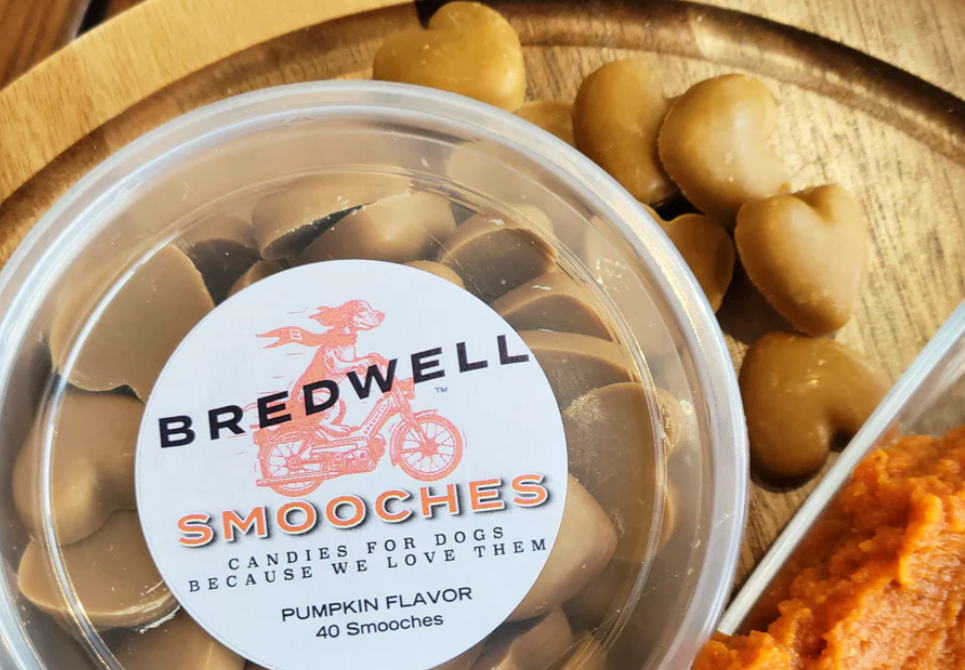 Bredwell Smooches Pumpkin Flavor