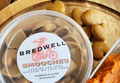 Bredwell Smooches Pumpkin Flavor