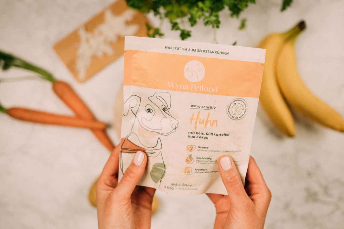Wynn Petfood packs wet food blends, snacks in paper
