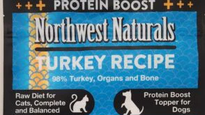 US cat died after eating avian-influenza-contaminated raw pet food US cat died after eating avian-influenza-contaminated raw pet food