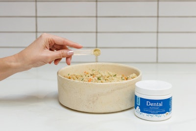 Fera Pets Dental Support is an easy-to-use powder that provides comprehensive dental care with just one scoop.