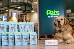 Chick Bites combine plant-based ingredients with Meatly Chicken, to provide a nutritious and sustainable alternative to traditional dog treats.