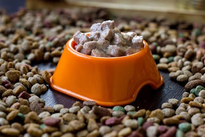 Today's pet parents frequently switch between wet and dry food, and biotics can help ease the gastrointestinal stress that may result from the change.