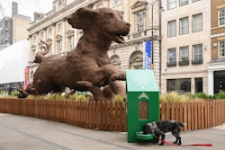 A mucky pup sculpture, named Ellie, popped-up outside the “SOIL: The World at Our Feet” exhibition at Somerset House sponsored by Mars, Inc., demonstrating the role healthy soil plays in growing high quality ingredients.