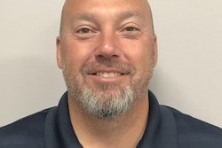 Scott Adams, site leader of Pet Health Nutrition Center.