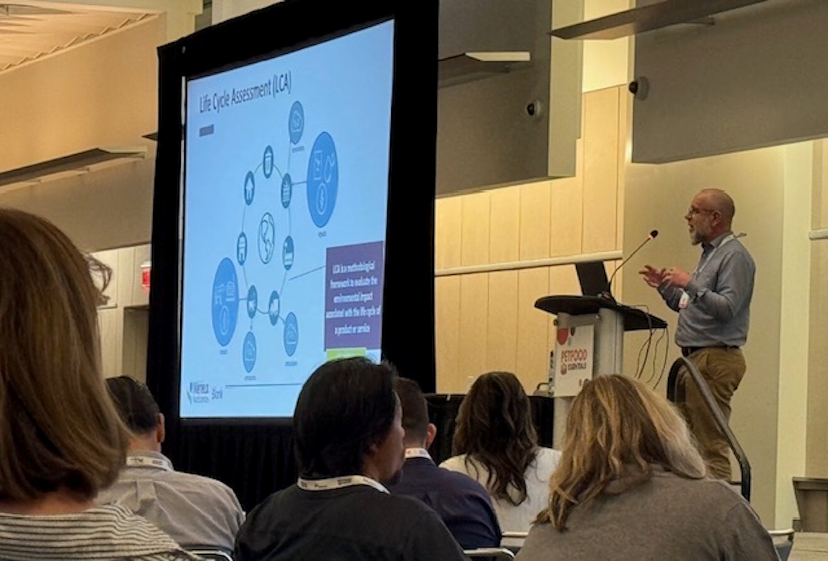 Petfood Essentials: Top 5 sustainability takeaways for pet food professionals