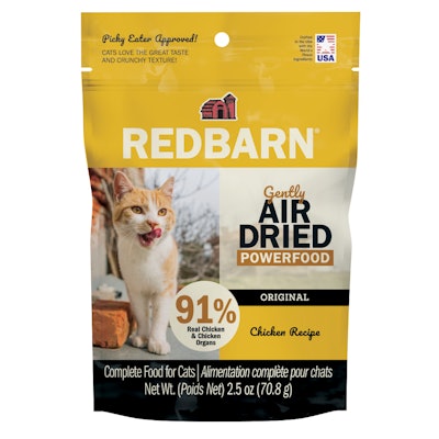 Redbarn’s cat Powerfood is made with 91% real chicken and chicken organs and is gently air dried.