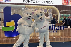 Many pet food stands at Pet South America, such as for Brazilian Pet Foods, showcased innovation, variety and fun.