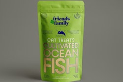 Together, the two companies previously launched cultivated fish cat treats with microalgae and cultured proteins (pictured above) in July 2024.