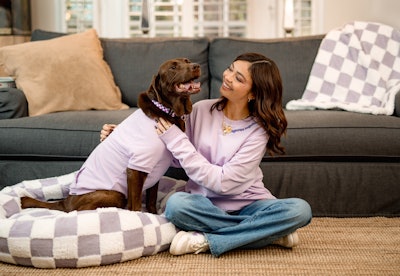 Purina has partnered with Sarah Hyland to launch a limited-edition collection to support domestic abuse survivors and their pets.