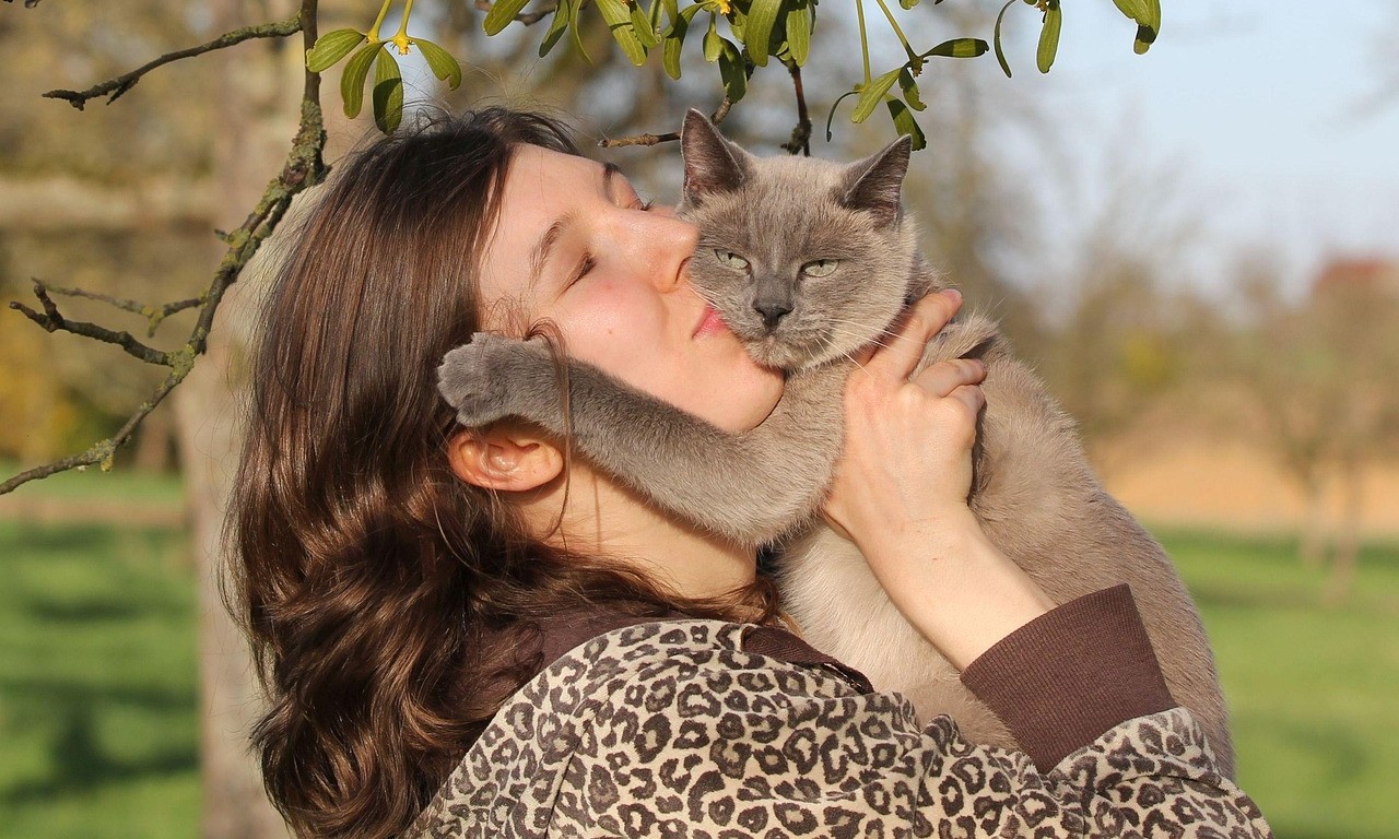 Woman With Cat Pixabay