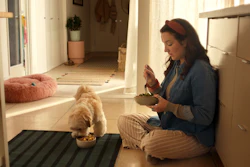 Inspired by the everyday ritual of catching up while preparing meals, Freshpet said “Kitchen Conversations” captures the natural conversations that unfold in the kitchen between loved ones.
