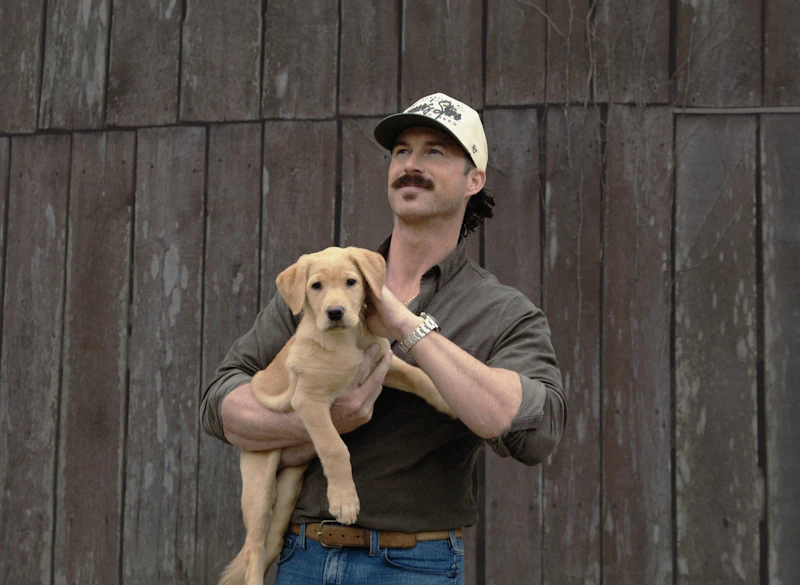 Fcat Fcod Riley Green joins Pack Provisions dog food as investor, ambassador ...