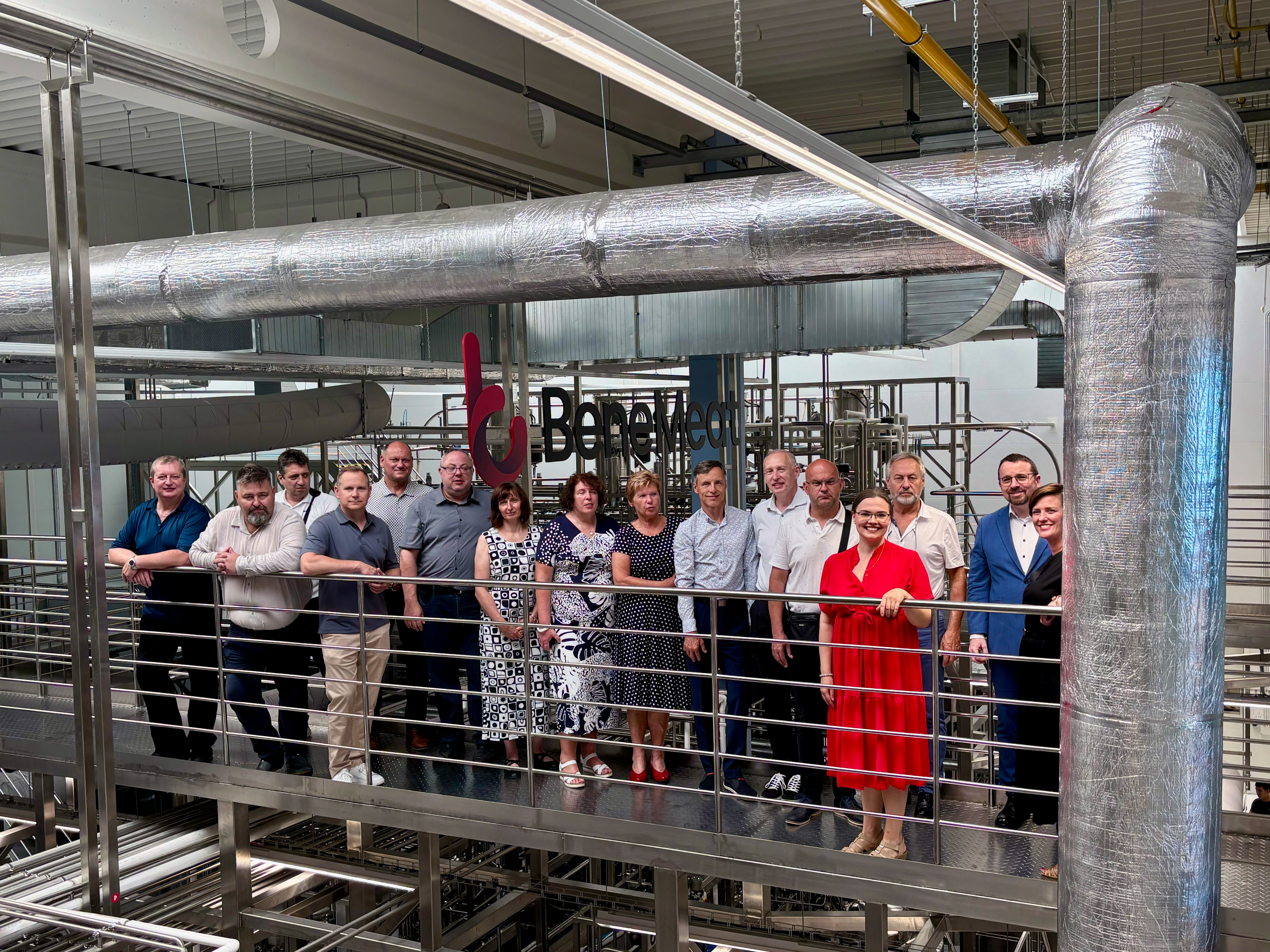 BeneMeat welcomed representatives of the Czech Meat Processors Association (&Ccaron;SZM) to showcase its pilot production facility.