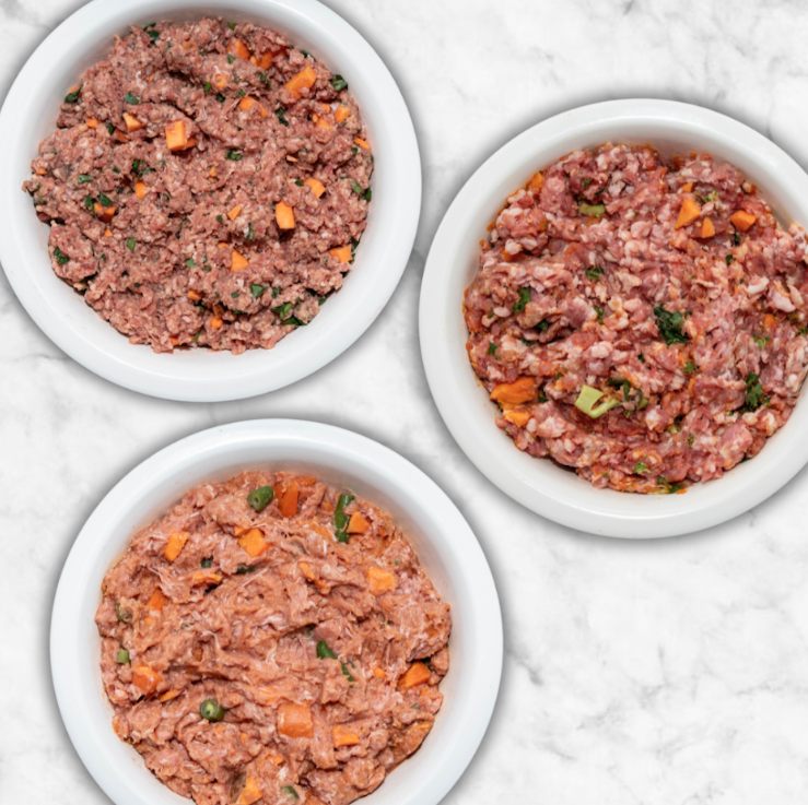 With the addition of raw food, Natural Hounds franchisees now offer six product lines: fresh cooked meals, raw food, treats and supplements, memberships, local delivery and sample packs.