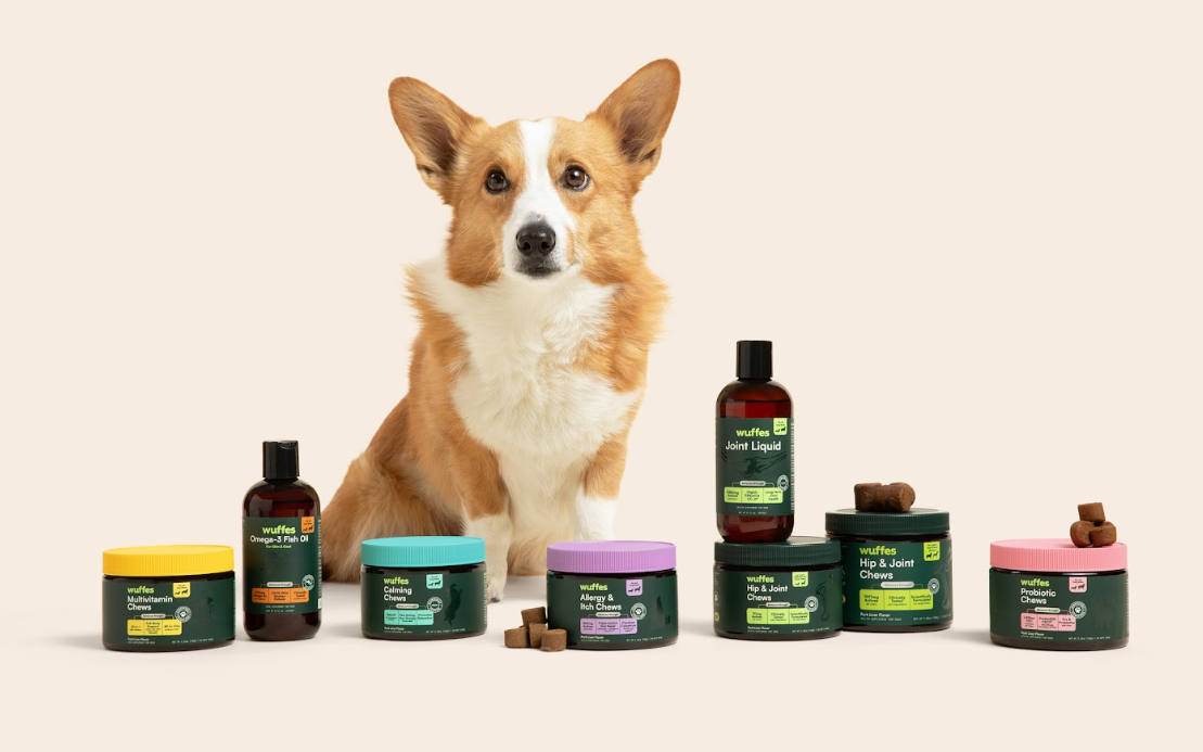 Wuffes Corgi With Product Line