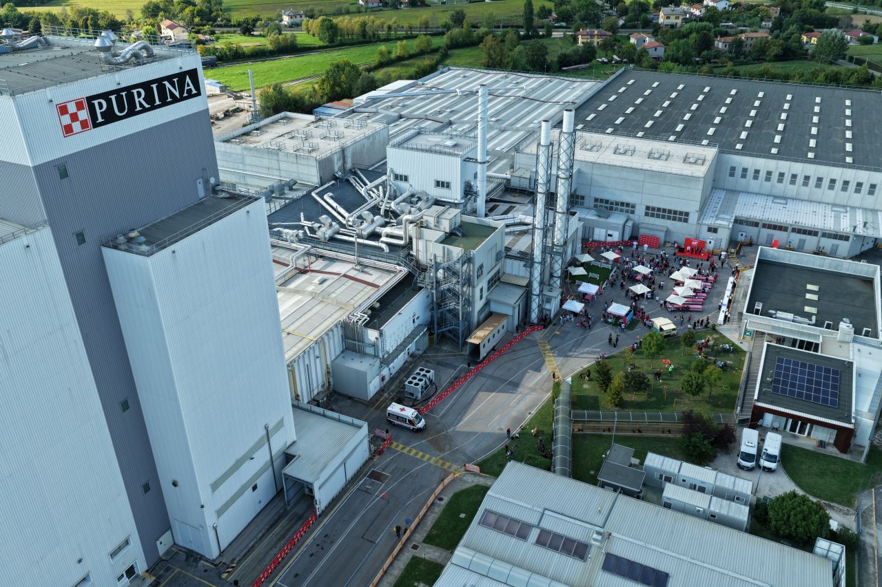 Purina's investment in the Portorgruaro, Italy, plant includes a new on-site wastewater treatment facility, helping improve operational efficiency while reducing transport-related impact.