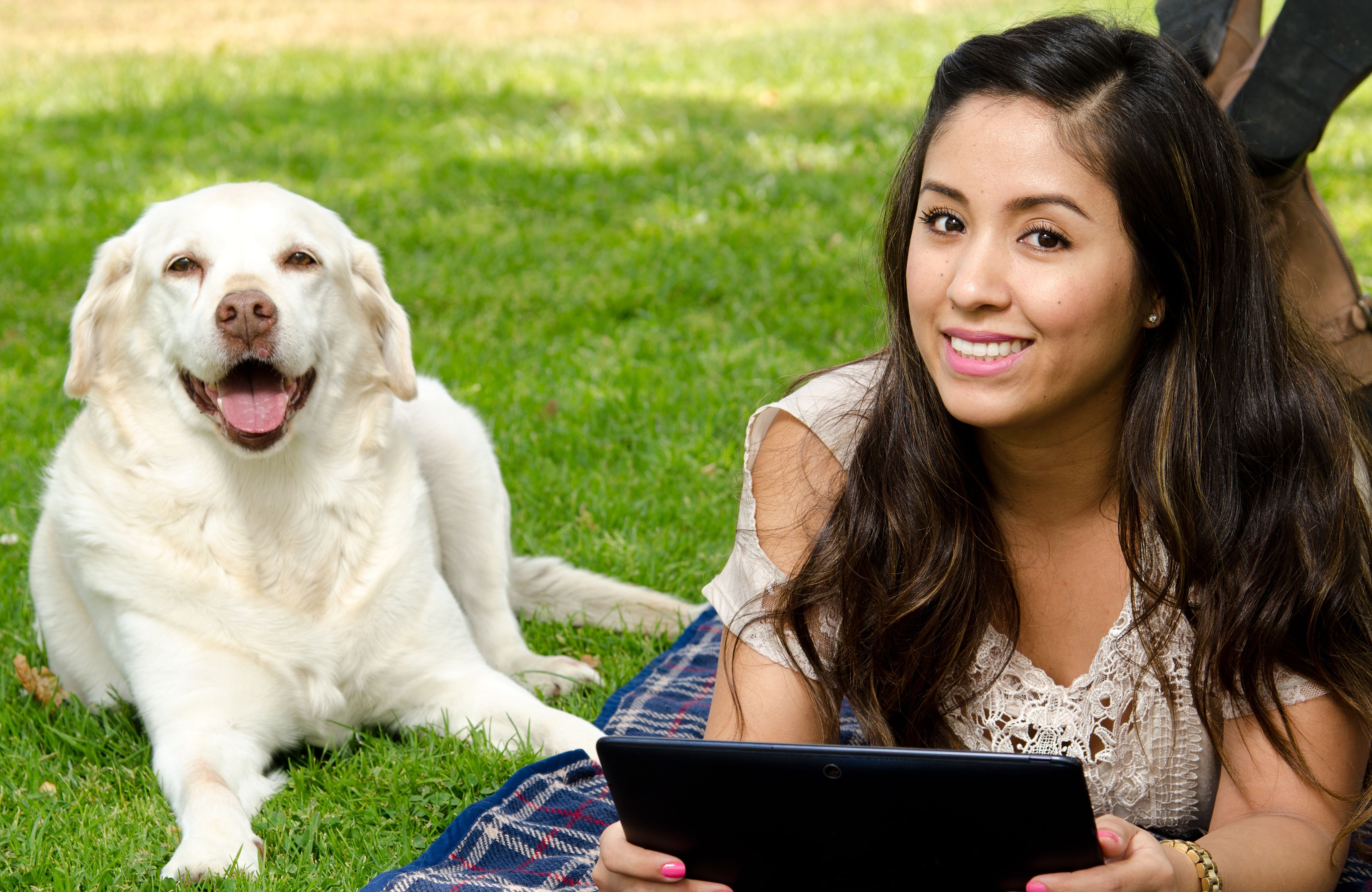 Woman Dog Computer Tablet Latina Online E Commerce